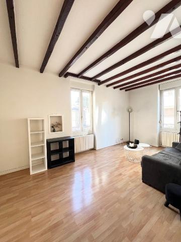 GRENOBLE : Rue Champollion