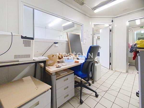 VALLAURIS - EMPLACEMENT N°1 - CENTRE VILLE-FOND DE COMMERCE-130 M2
