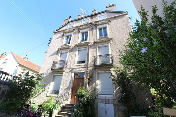 A VENDRE DIJON MONTCHAPET - LOT DE 3 STUDIOS - DPE D - RENDEMENT IMMÉDIAT