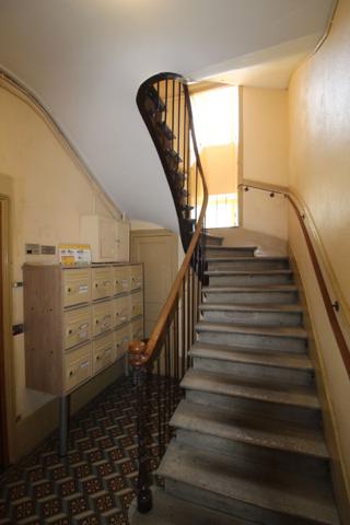 A VENDRE DIJON MONTCHAPET - LOT DE 3 STUDIOS - DPE D - RENDEMENT IMMÉDIAT