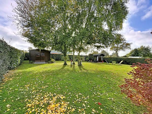 À vendre à Noyal-Muzillac, maison prête à vivre avec dépendance et prestations soignées