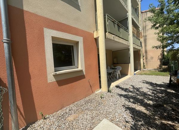 Appartement à Carcassonne avec extérieur et parking