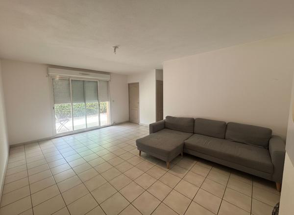 Appartement à Carcassonne avec extérieur et parking