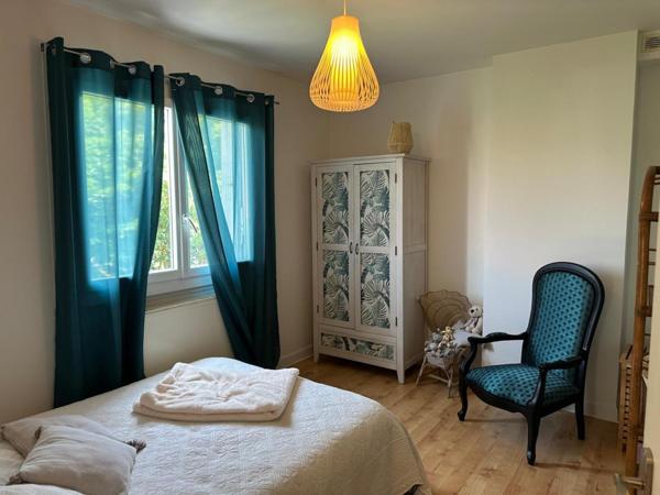 Maison à BEAUZELLE, 31700 - 7 pièces 179m²