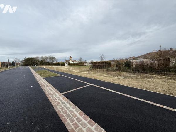 EXCLUSIVITE - LAVANNES- Lotissement LA GROTTE- 7 parcelles viabilisées de 500m² à 1122m²