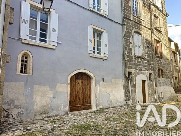 Location appartement 3 pièces 138 m² Le Puy-en-Velay
