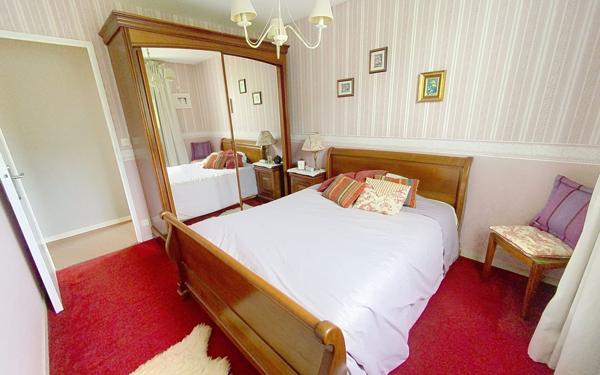 Appartement à vendre    4 pièces • 102 m2 La Riche