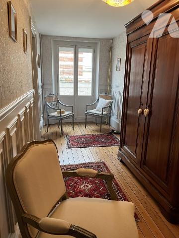 AY-CHAMPAGNE MAISON EN CENTRE VILLE