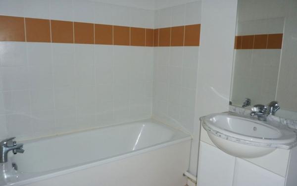 Appartement à louer    3 pièces •  Saint-Astier