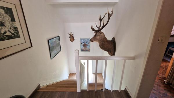 Saône- Maison familiale 200m2 -7 chambres- 8 ares de terrain