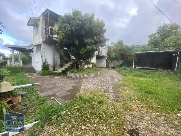 Maison à vendre 5 pièces 140m² Sainte-Suzanne (97441)