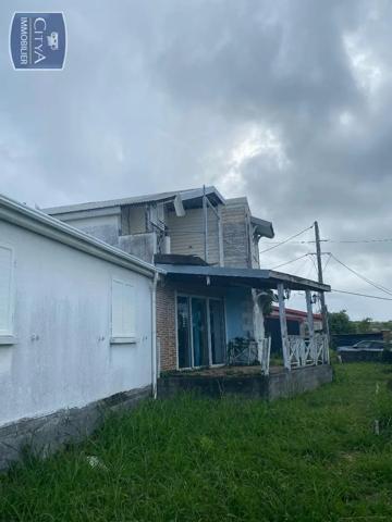 Maison à vendre 5 pièces 140m² Sainte-Suzanne (97441)
