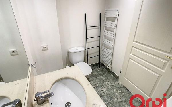 Appartement à louer    1 pièce • 27,24 m2 Antony