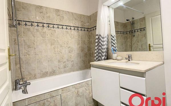 Appartement à louer    1 pièce • 27,24 m2 Antony