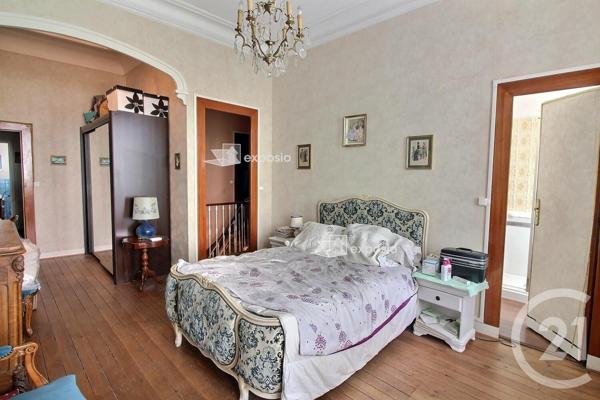 Maison à vendre  4 pièces - 115 m 2   BORDEAUX  - 33