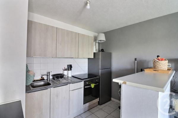 Appartement F2 à vendre  2 pièces - 47 m 2   BORDEAUX  - 33