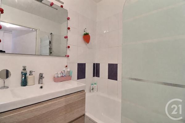 Appartement F2 à vendre  2 pièces - 47 m 2   BORDEAUX  - 33