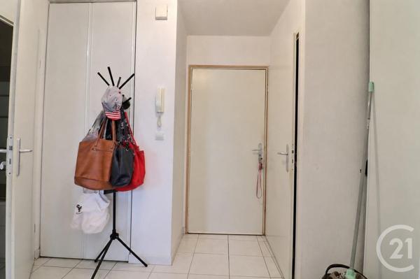 Appartement F2 à vendre  2 pièces - 47 m 2   BORDEAUX  - 33