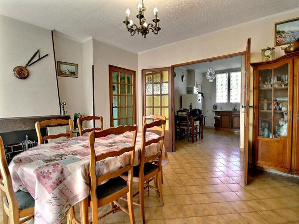APPARTEMENT 77m² - 4 PIÈCES AVEC BALCON AU DERNIER ÉTAGE