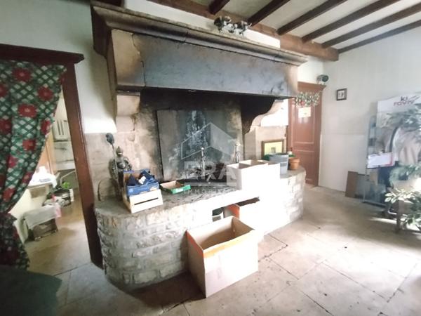 Local commercial Pusey 1815 m2