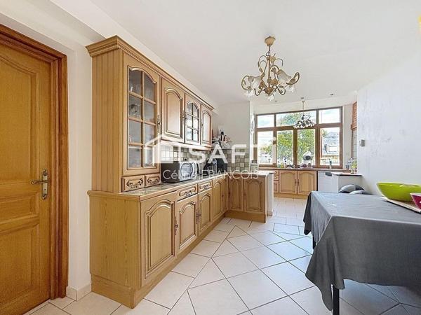 PÉRONNE – Maison lumineuse de 178 m² avec jardin