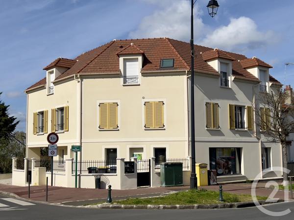 à vendre  140,70 m2 MONTGERON - 91