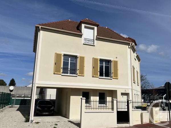 à vendre  140,70 m2 MONTGERON - 91