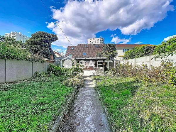 Maison avec jardin et garage à 2 pas du RER D.