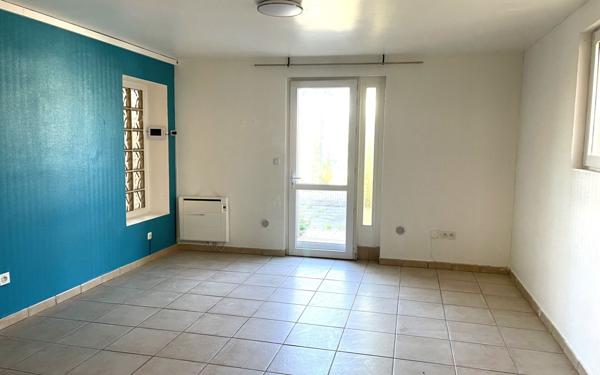 Appartement à louer    2 pièces •  Ternay