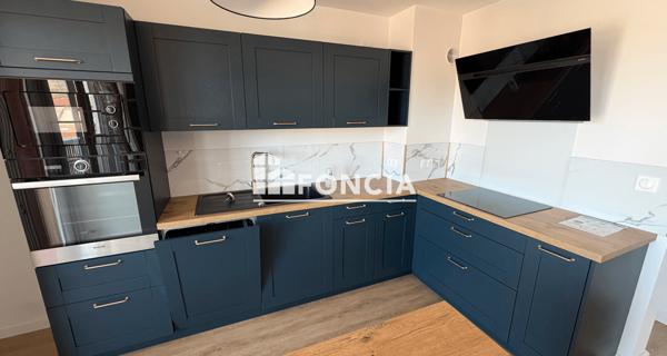 Location Appartement 3 pièces 64.88 m² - Tournon-sur-rhône 07300
