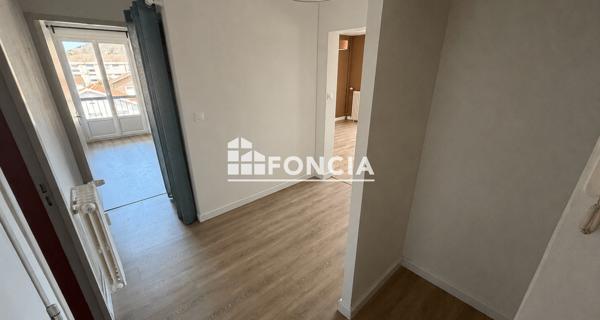 Location Appartement 3 pièces 64.88 m² - Tournon-sur-rhône 07300
