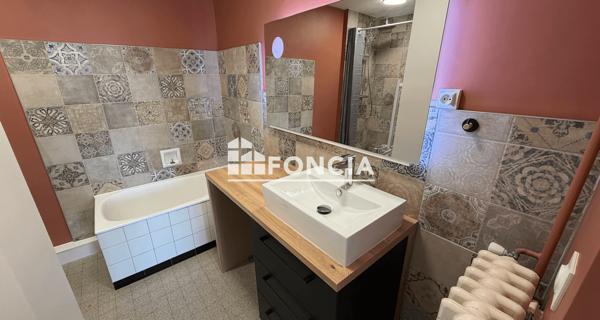 Location Appartement 3 pièces 64.88 m² - Tournon-sur-rhône 07300