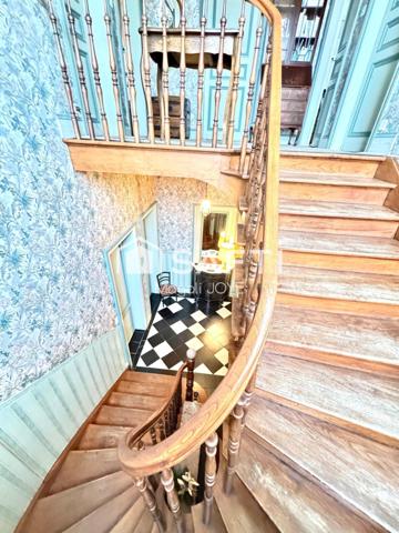 Hyper Centre ville -garage double et grand jardin!