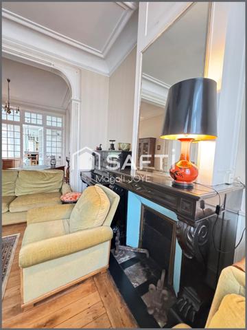 Hyper Centre ville -garage double et grand jardin!