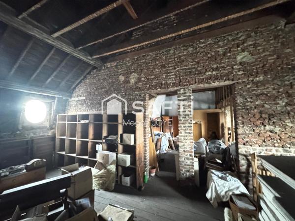 Hyper Centre ville -garage double et grand jardin!