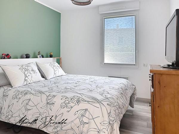 Jonquieres Saint Vincent  villa 3 pièces 60 m² avec terrasse, parking