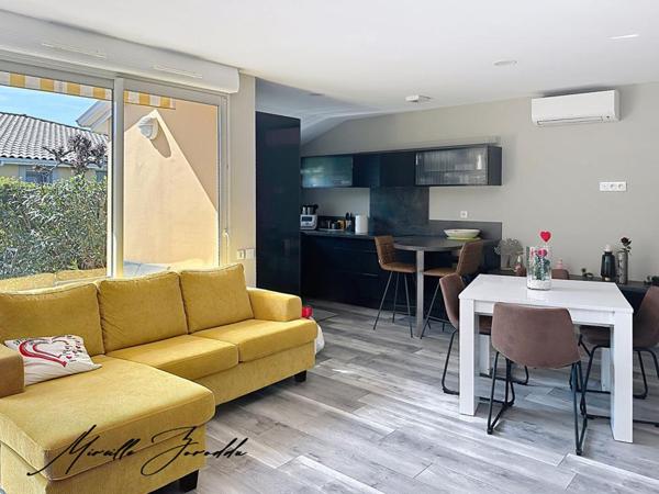 Jonquieres Saint Vincent  villa 3 pièces 60 m² avec terrasse, parking