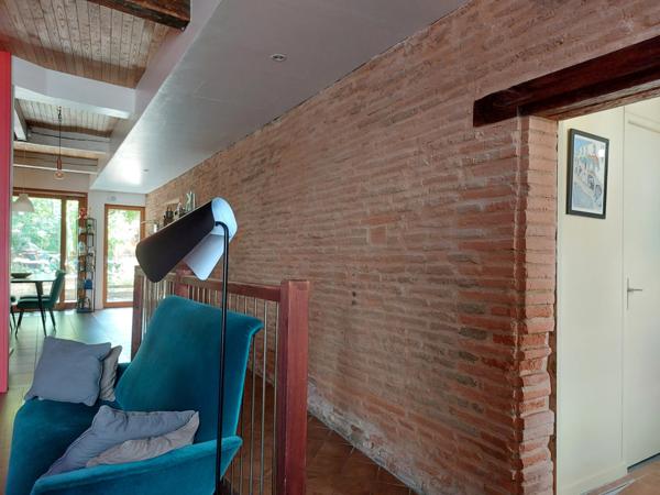 A vendre montauban. Maison de charme atypique, rénovée dans un esprit écologique, 7 pièces MONTAUBAN (82), 200m² habitables, jardin et dépendance