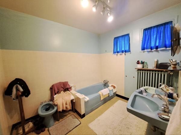 Maison 10 pièces à vendre Châtellerault - 86100 / Réf: 11683-11682