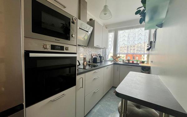 Appartement à vendre    3 pièces • 56,40 m2 Saint-Maur-des-Fossés