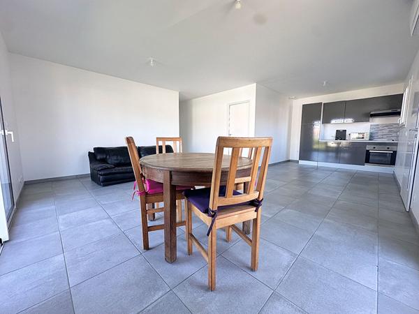 Vente
                Maison83 m² - 4 Pièces -
                    MIMIZAN (40200)