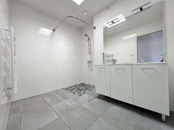 Vente
                Maison83 m² - 4 Pièces -
                    MIMIZAN (40200)