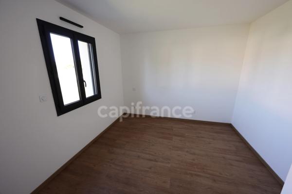 Maison familiale 126 m² à Nouaillé-Maupertuis – Ultra-économe (33 kWh/m²/an), grande suite parentale, belles finitions et prestations, proche Poitiers.