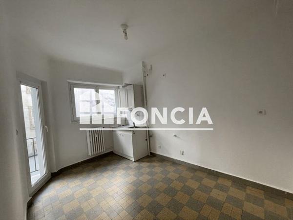 Location Appartement 4 pièces 77.04 m² - 17 PLACE D'AUSTERLITZ Strasbourg 67000