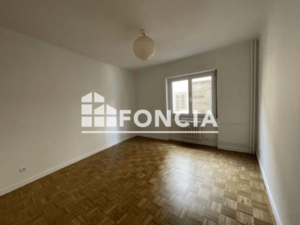 Location Appartement 4 pièces 77.04 m² - 17 PLACE D'AUSTERLITZ Strasbourg 67000