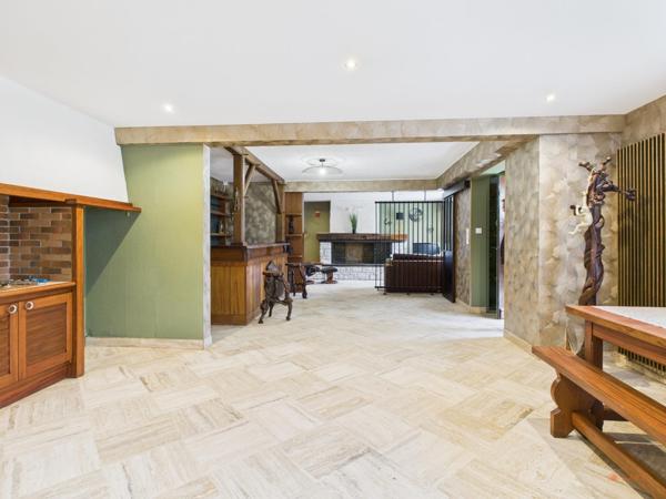 Spacieuse maison à Vivonne - Château-Larcher