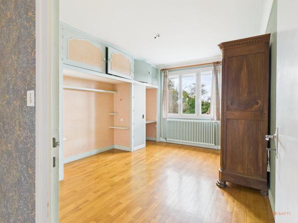 Spacieuse maison à Vivonne - Château-Larcher