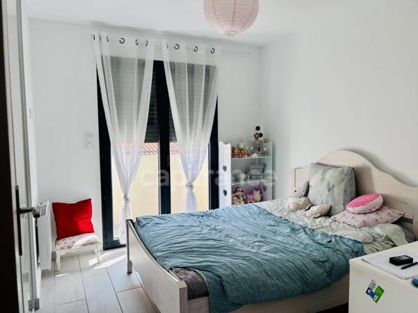 Villa moderne 3 faces avec suite parentale et grande terrasse – Le Soler