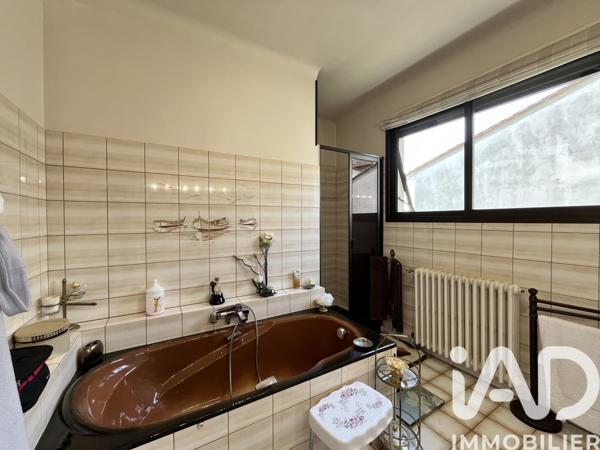 Maison à vendre 6 pièces 148 m² Saint-Céré