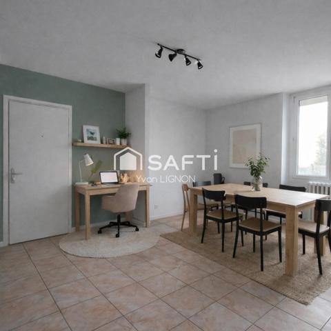 Dernier étage lumineux en centre-ville